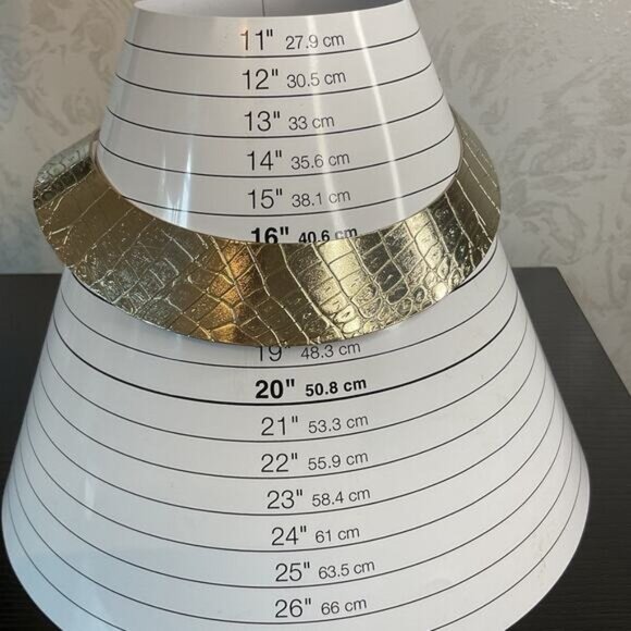 Vintage Gold-Tone Crocodile Pattern Collar Necklace By INC - Picture 4 of 4